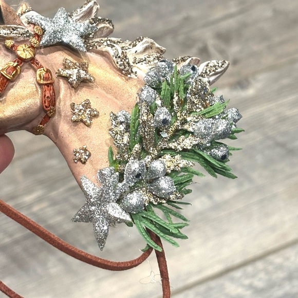 Holiday Horses: “Nova” design. Decorated horse ornament in handcrafted designs. - Picture 6 of 15